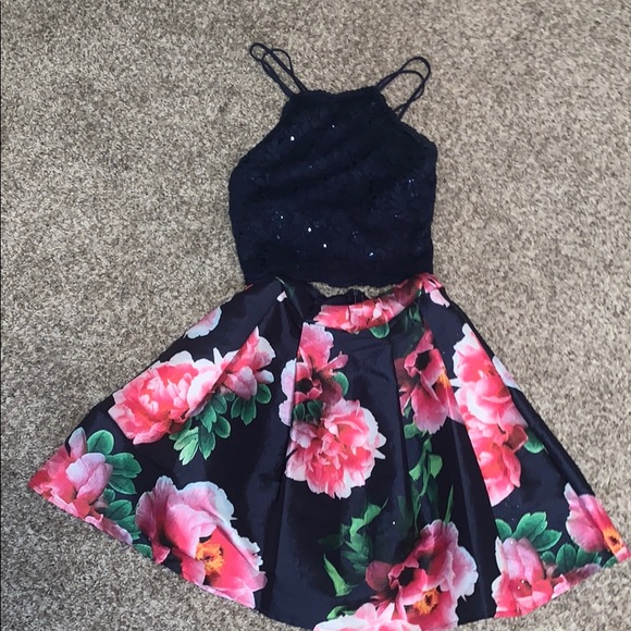 navy blue and pink floral two piece dress - Picture 3 of 4